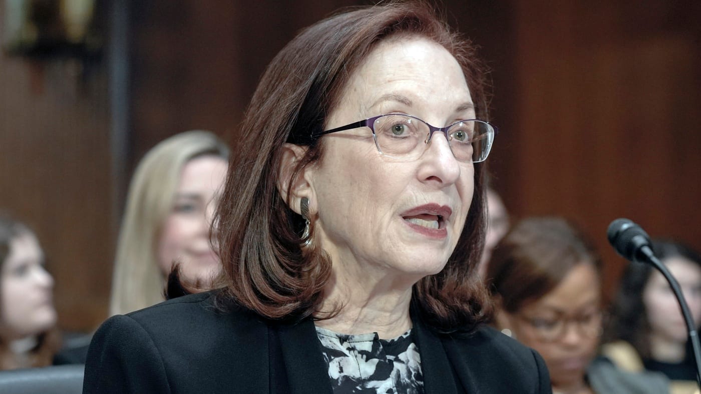 Le chef du bureau du droit d’auteur Shira Perlmutter poursuit l’administration Trump: NPR