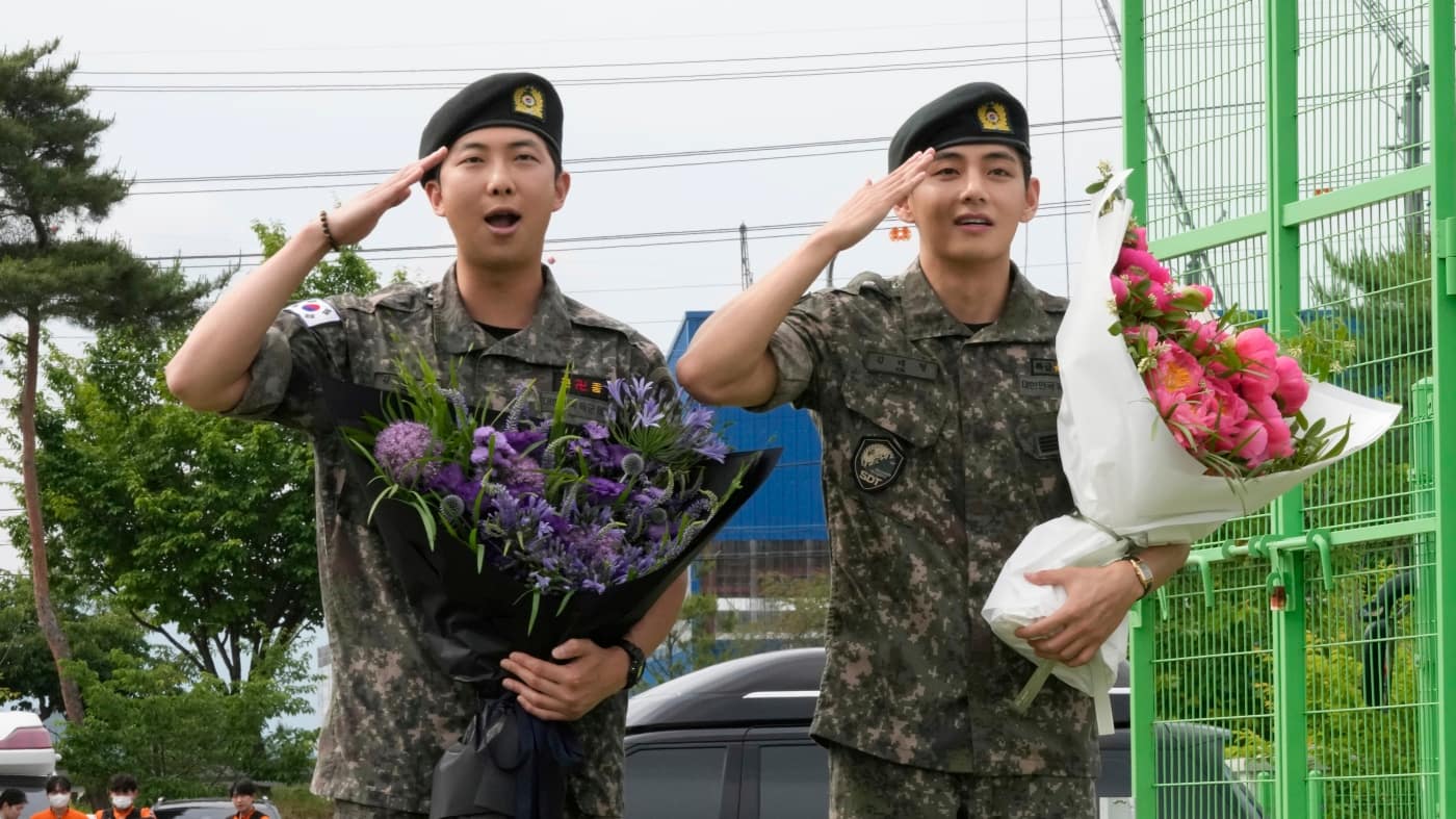 BTS devrait se réunir alors que les membres complètent le service militaire: NPR