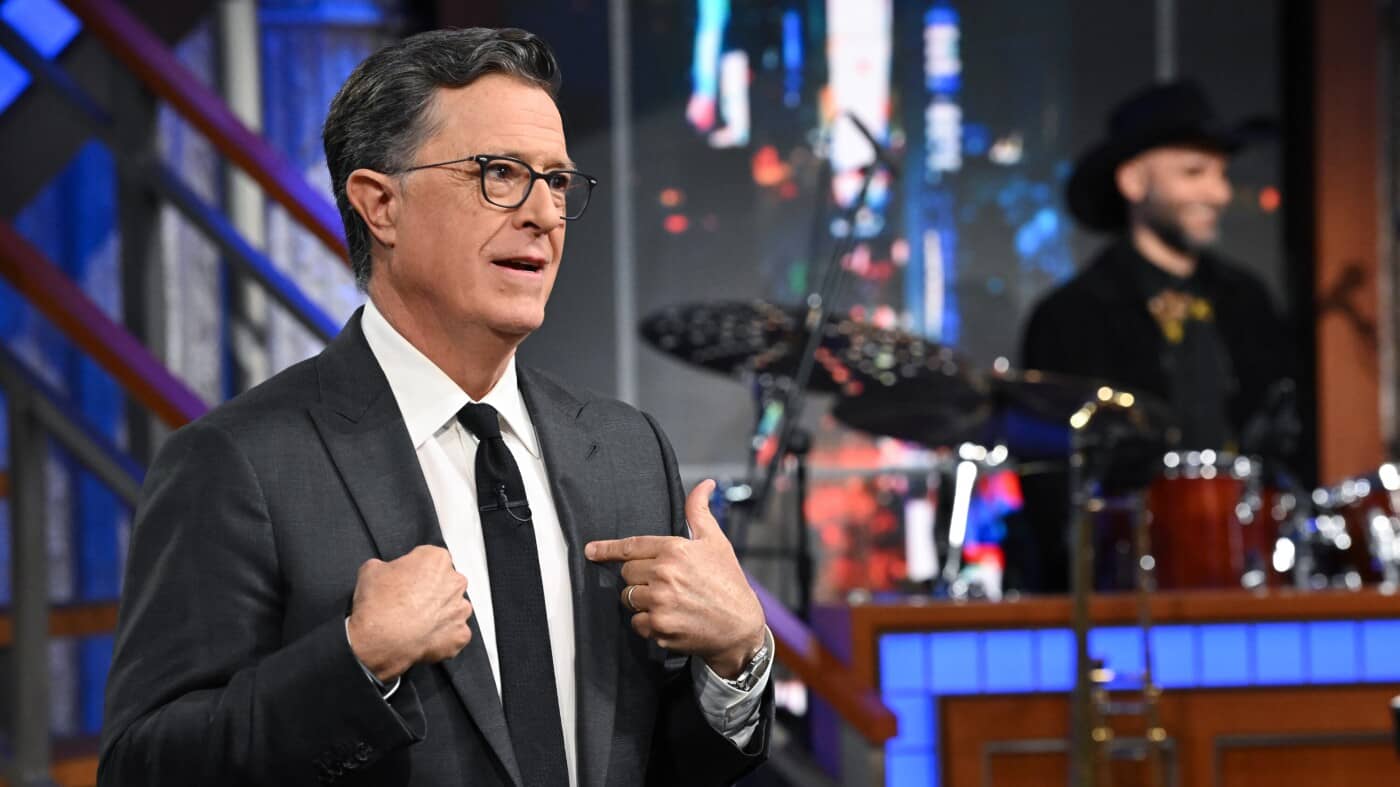 Stephen Colbert, Jon Stewart et South Park Push Back: NPR