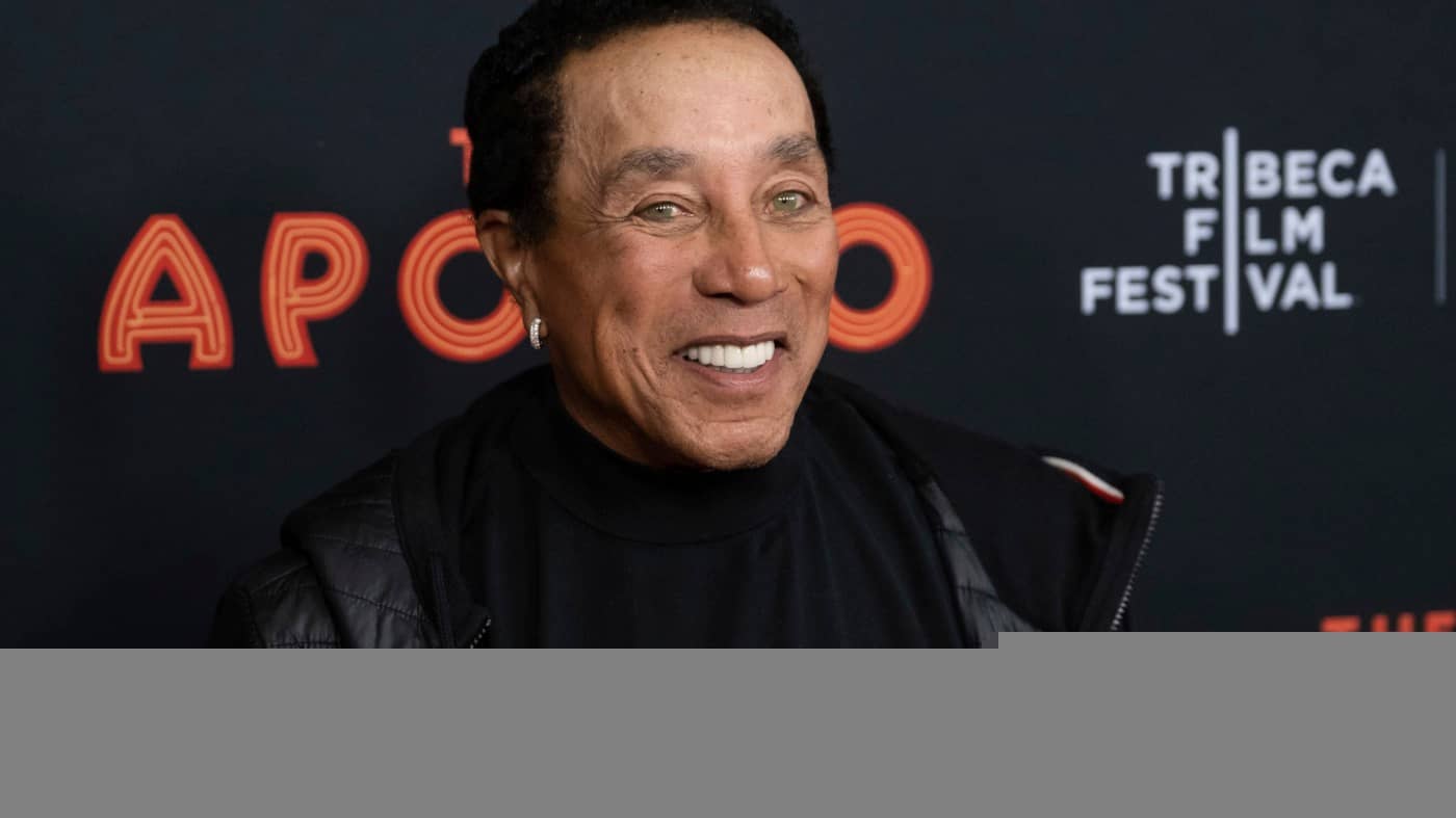Smokey Robinson sous enquête criminelle après des allégations d’agression sexuelle: NPR