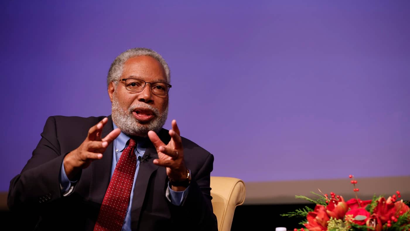 Le Smithsonian prévoit de garder le musée libre de l’influence politique: NPR