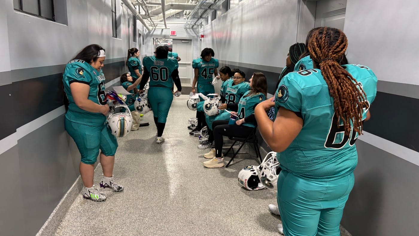 Jersey Shore Wave pour lancer la saison comme l’une des dernières équipes du football féminin: NPR